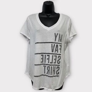 True Craft White “My Fav Selfie Shirt” Short Sleeve V-Neck T-Shirt Size XL